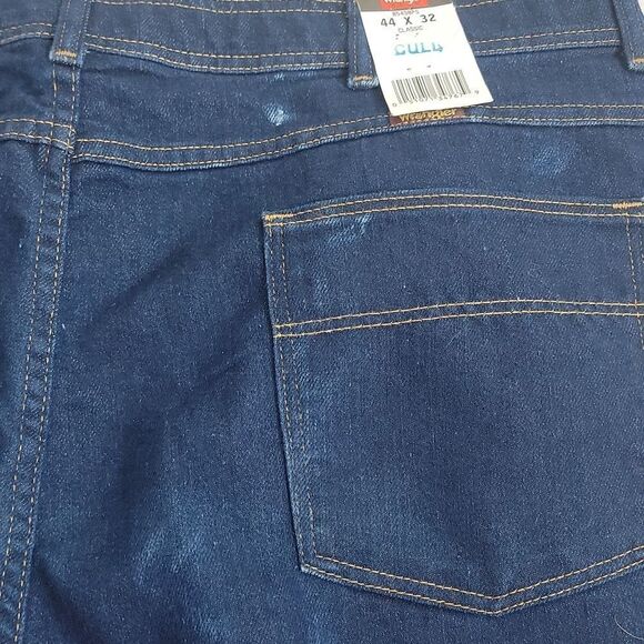 NEW Wrangler Classic Denim Jeans with Factory Irregular Coloring size 44 Waist - Picture 5 of 9